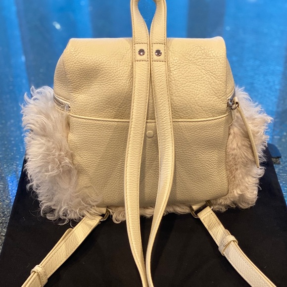 🔹KARA Shearling Small Backpack - Picture 5 of 8